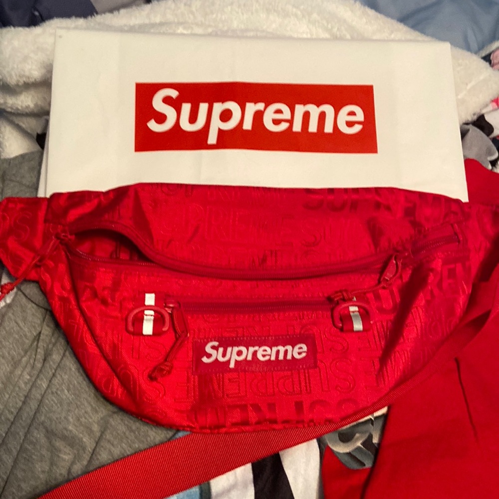 Supreme waist bag